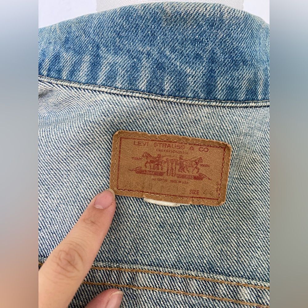 1990s/80s Levi’s Jean Jacket with Hand painted WHO Band Album Cover - Picture 10 of 11